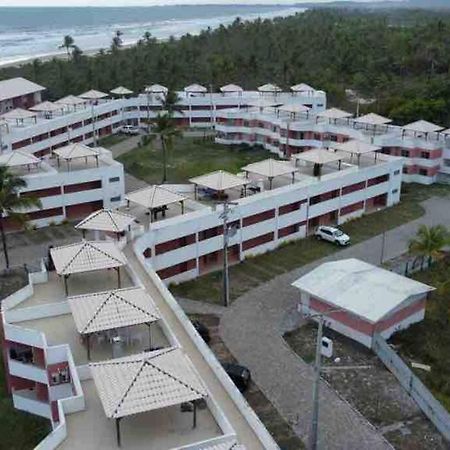 Condomi. Praia Da Perola -Beira Mar-Ilheus/Itacare Eksteriør billede
